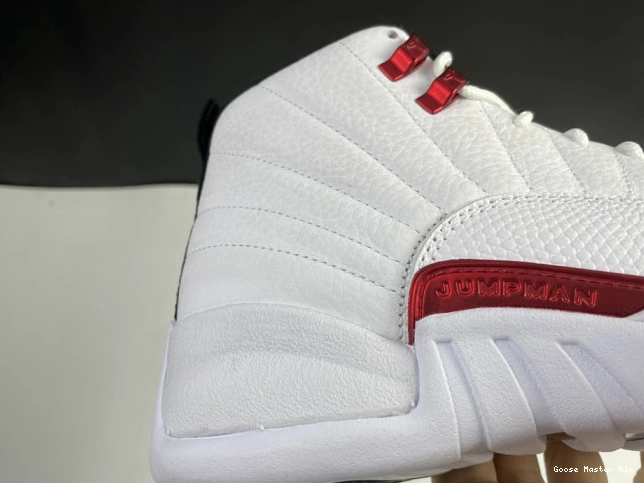 12 CT8013-106 Air Twist Jordan 0807